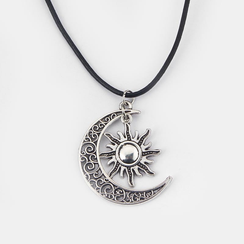 Hippie sun outlet necklace